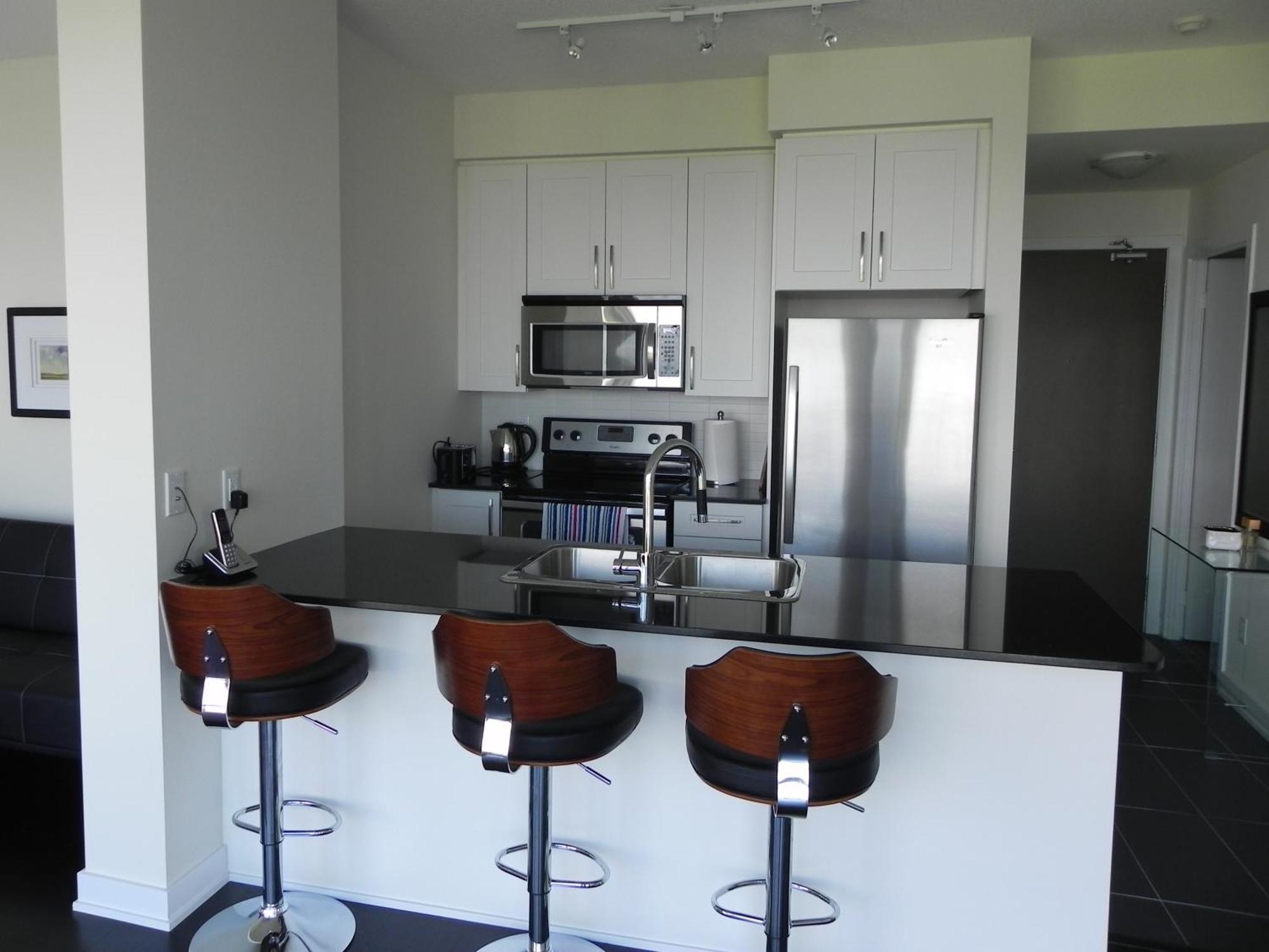 พาร์ธเวย์ ลักชัวรี่ สวีทส์ Apartment มิสซิสซอกา ห้อง รูปภาพ